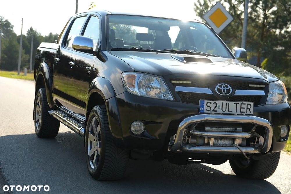 Toyota Hilux 2.5 D-4D SR5 Pakiet Plus - 10