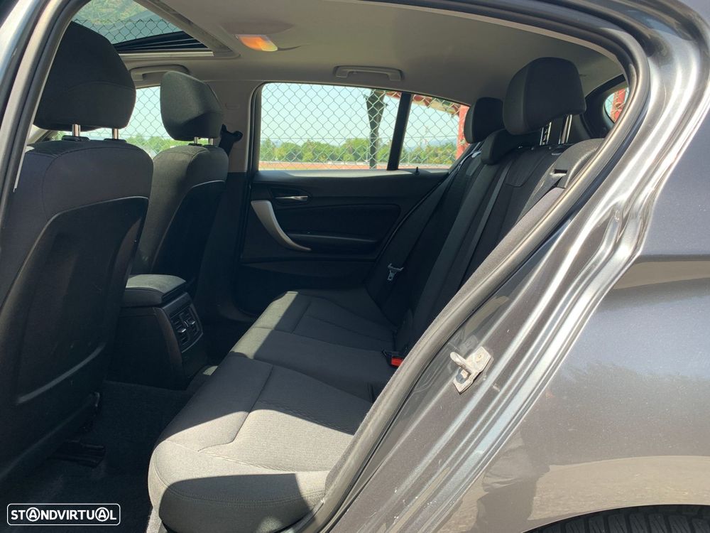 BMW 120 d Line Sport - 13