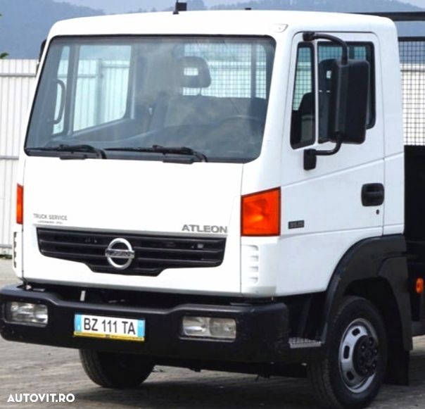 Nissan Atleon piese cabină far suport bucse semnalizator - 1