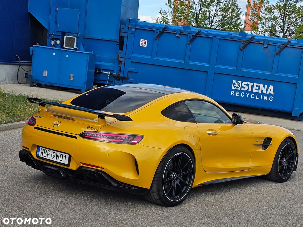 Mercedes-Benz AMG GT R - 30