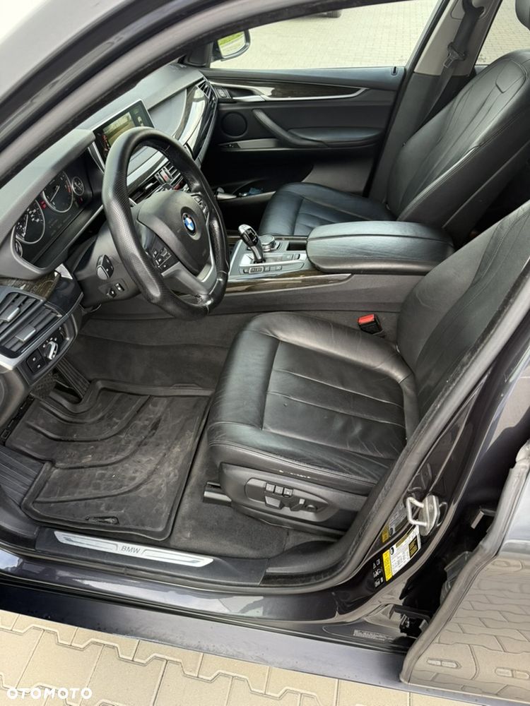 BMW X5 xDrive35i - 17