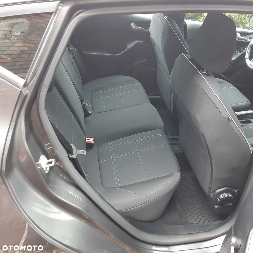 Ford Fiesta 1.1 SYNC Edition - 9