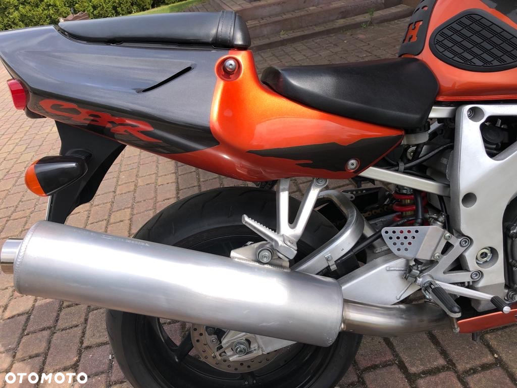 Honda CBR - 7