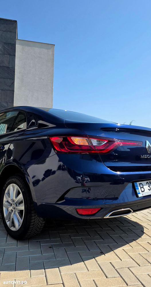 Renault Megane TCe 140 GPF Zen - 13