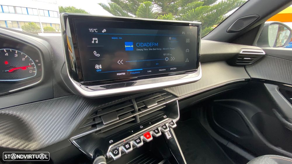 Peugeot 2008 1.2 PureTech Style - 35