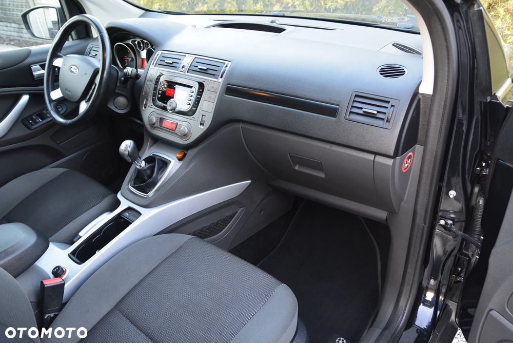 Ford Kuga 2.0 TDCi Titanium - 27