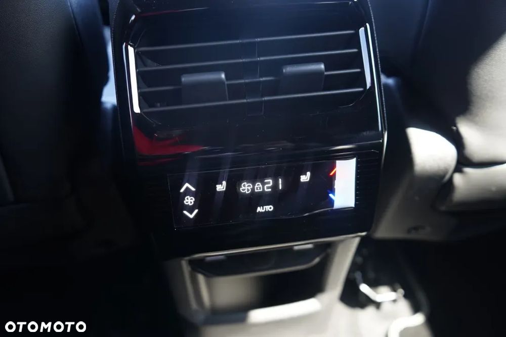 Peugeot 5008 1.2 PureTech mHEV GT Exclusive S&S e-DCS6 - 19