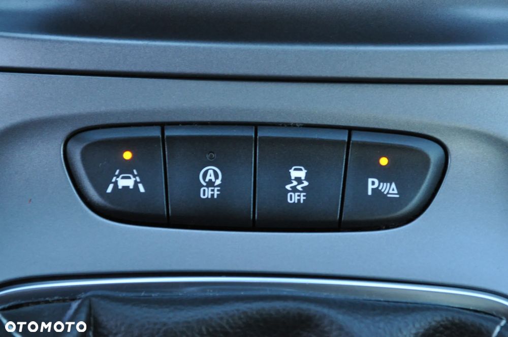 Opel Astra 1.6 D (CDTI) Start/Stop Innovation - 27