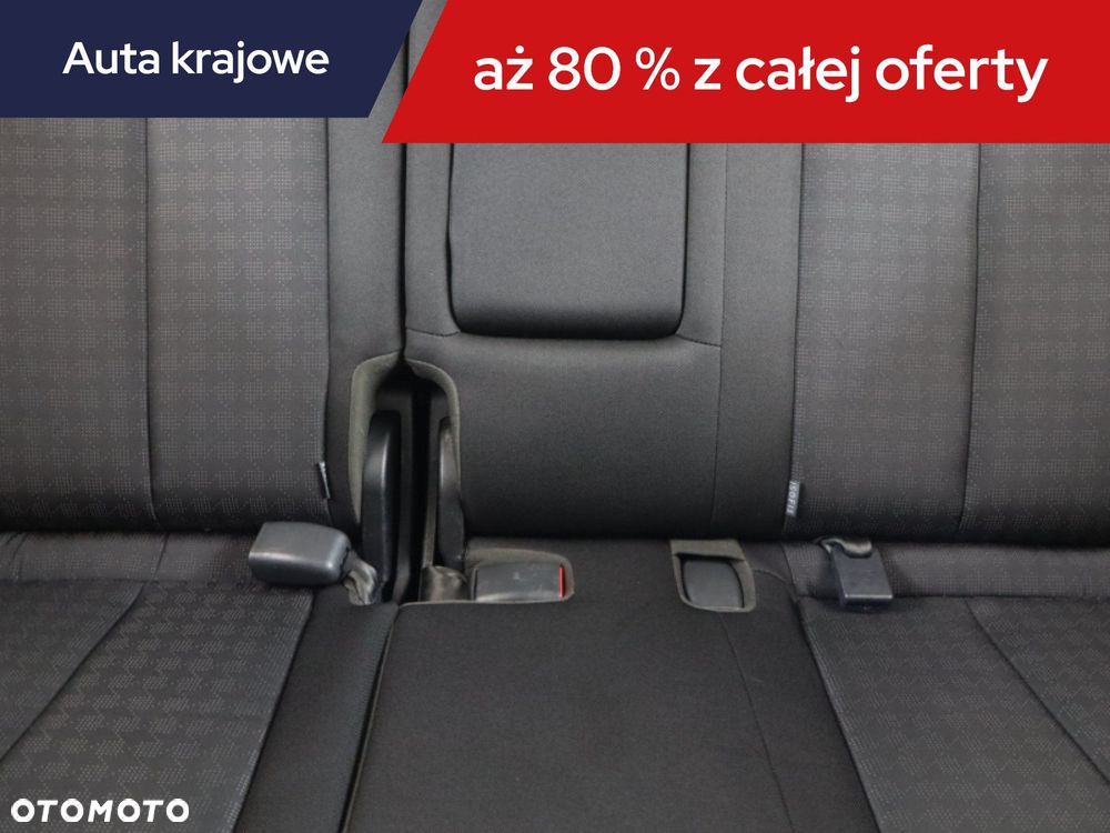 Kia Venga - 12