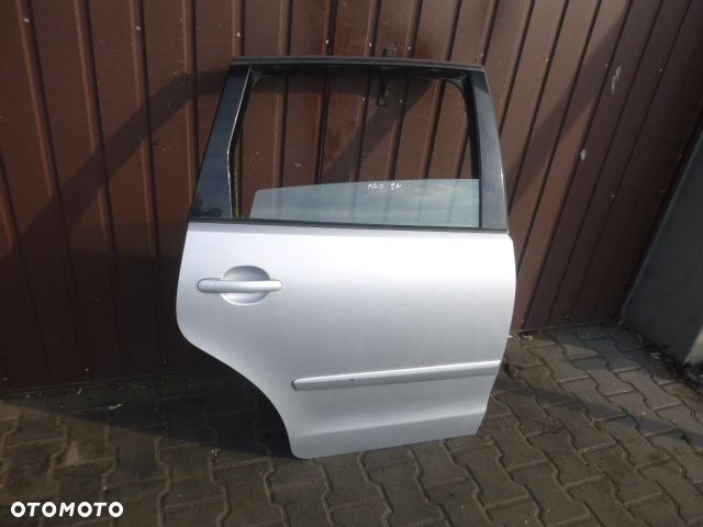 DRZWI PRAWY TYŁ PRAWE TYLNE VOLKSWAGEN POLO 9N KOMPLETNE 01- - 11