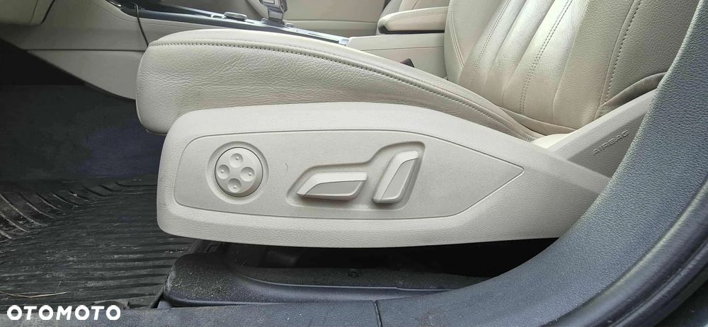 Audi A4 Limousine 2.0 TFSI ultra S tronic - 11