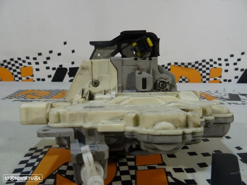 Fecho Da Porta Trás Direita Audi A3 (8P1)  4F0 839 016 / 4F0839016 - 6