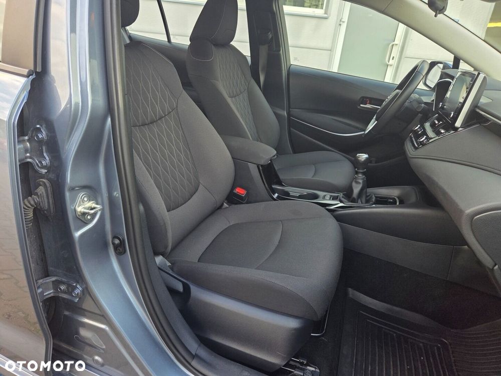 Toyota Corolla - 18