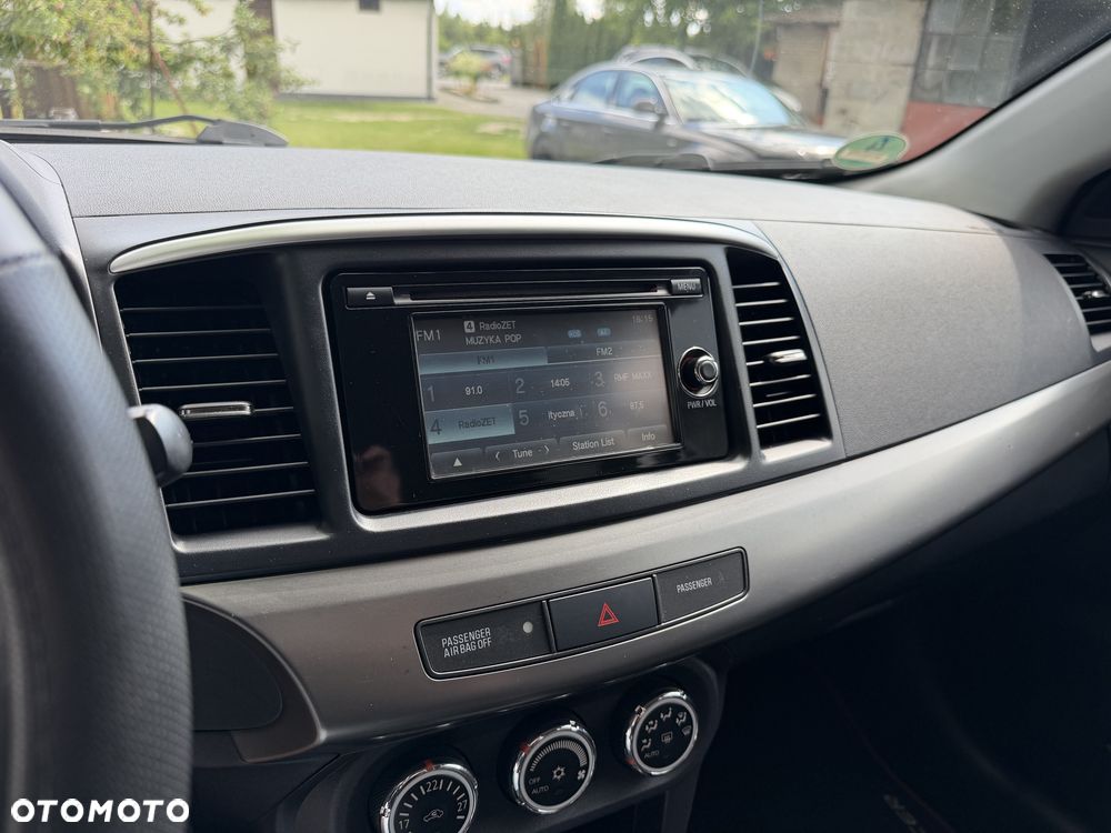 Mitsubishi Lancer 1.6 Invite - 24