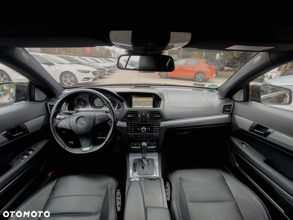 Mercedes-Benz Klasa E 350 CDI DPF BlueEFFICIENCY 7G-TRONIC Elegance - 14