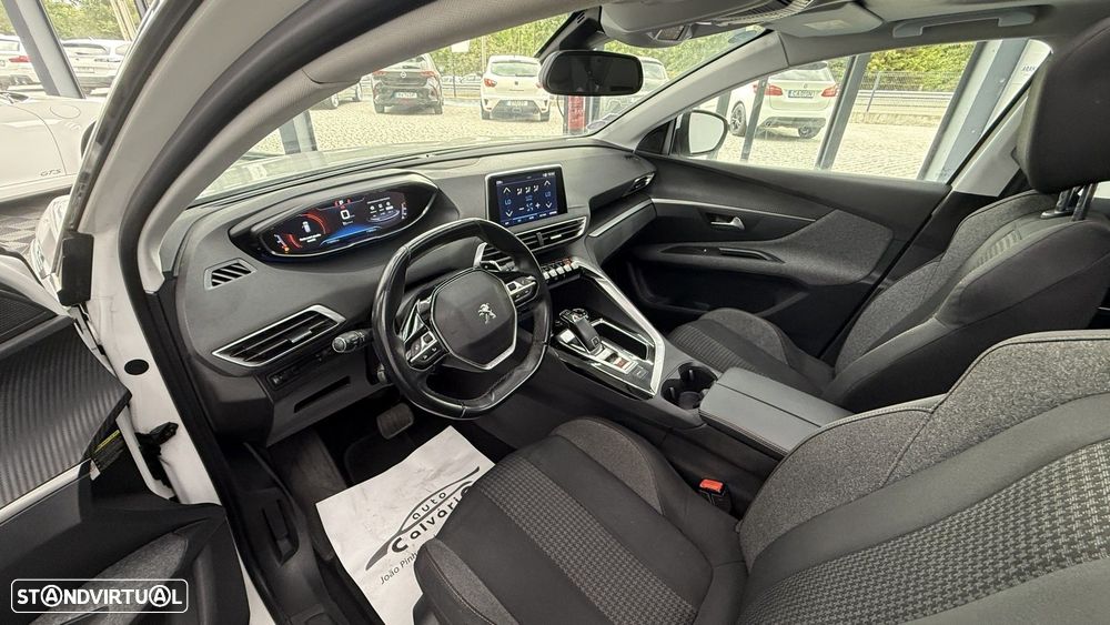 Peugeot 3008 1.2 PureTech Allure Pack EAT8 - 4
