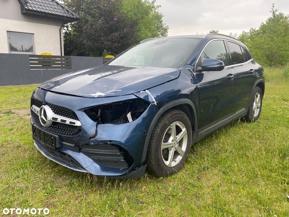 Mercedes-Benz GLA 200 d 8G-DCT Edition AMG Line - 3