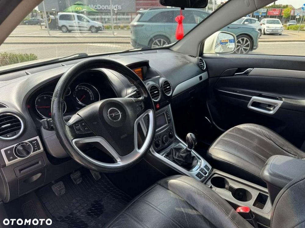 Opel Antara - 24