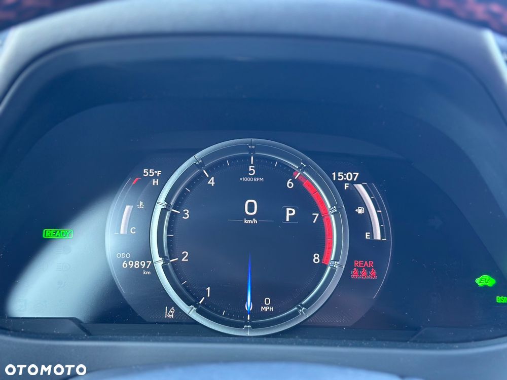 Lexus UX 250h F SPORT - 13