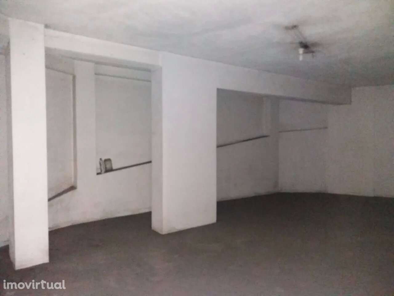 Lugar de garagem em São João da Madeira para arrendamento - Grande imagem: 2/5