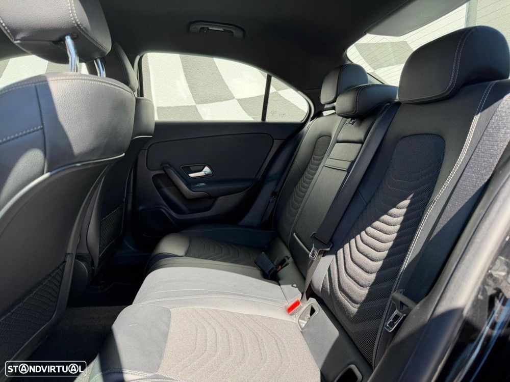 Mercedes-Benz A 250 e 8G-DCT - 8