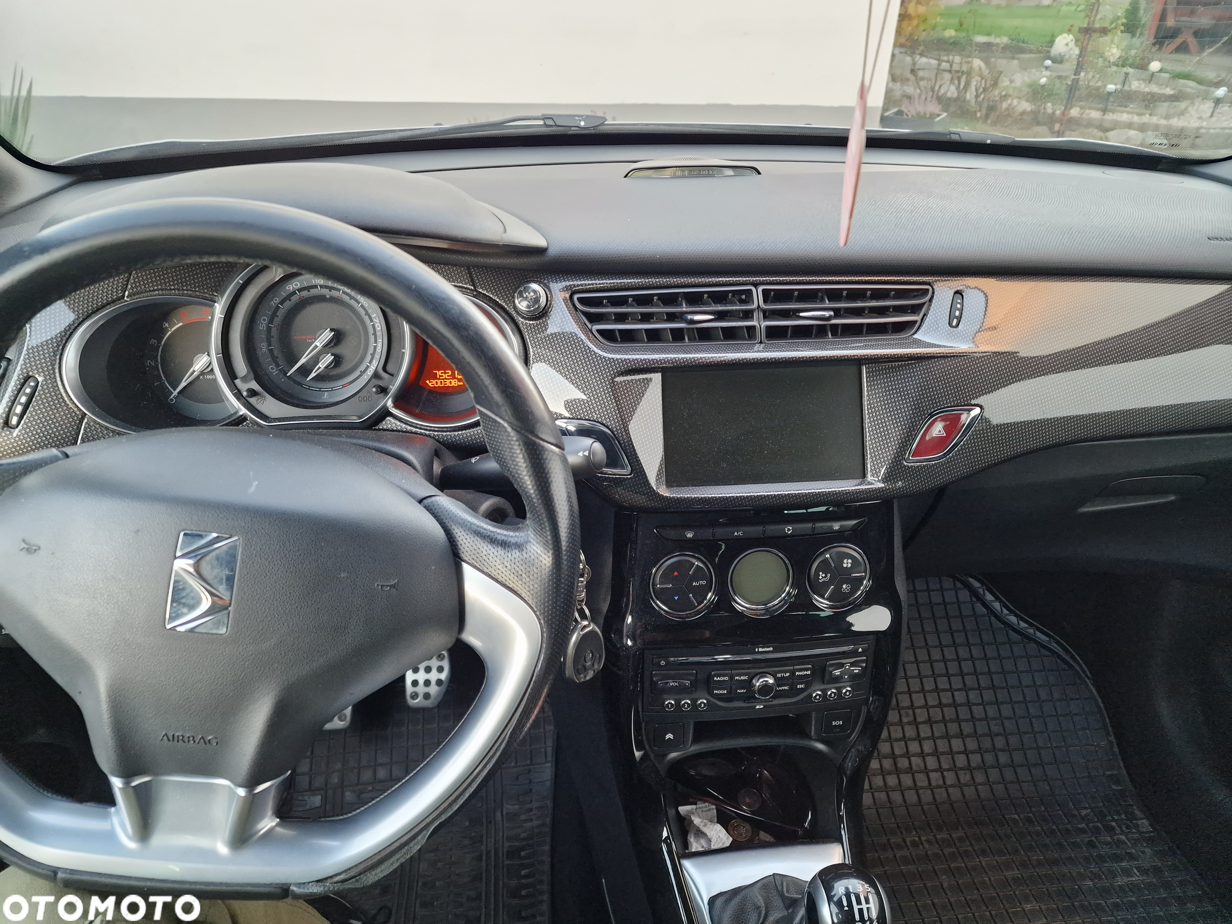 Citroën DS3 1.6 HDi SportChic - 5