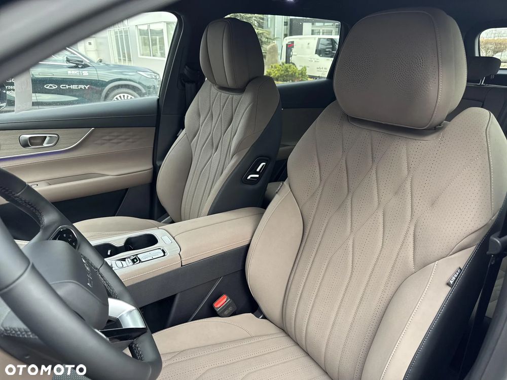 Chery Tiggo 8 1.5 T-GDI Super Hybrid Prestige DCT - 12
