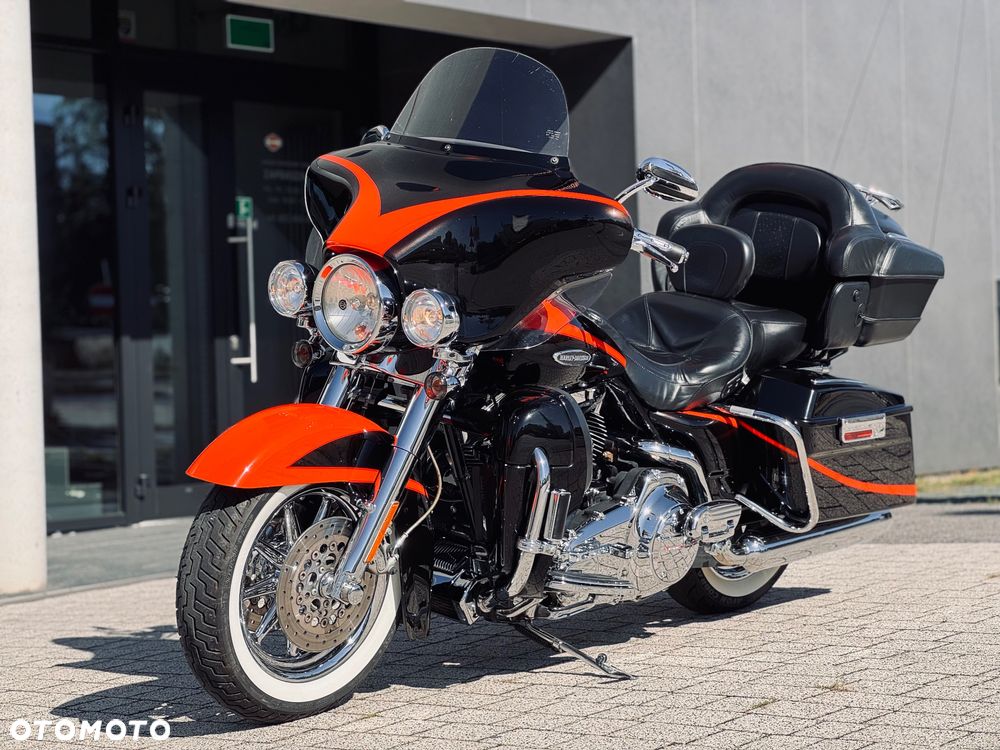 Harley-Davidson Touring Electra Glide - 2