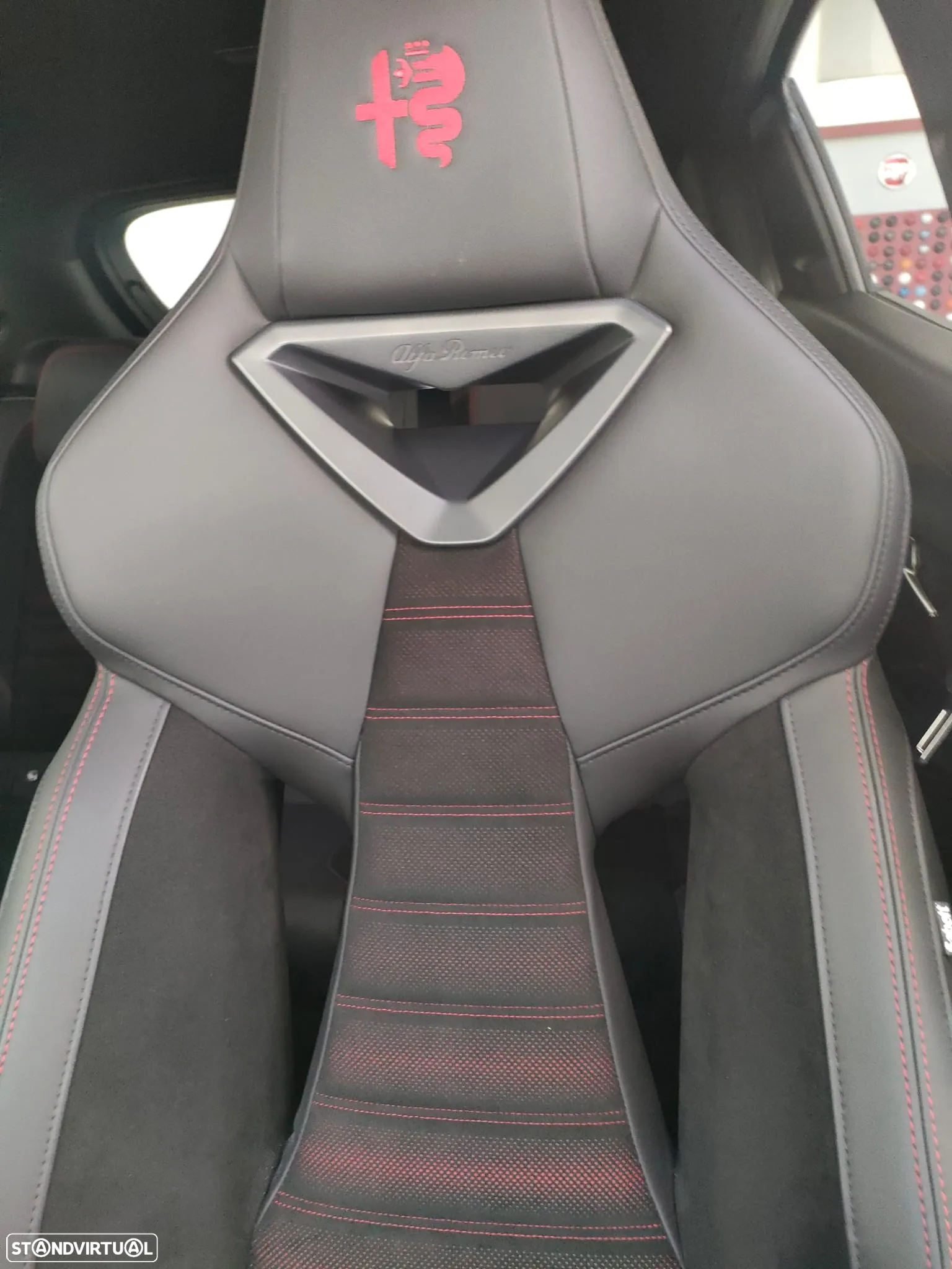 Alfa Romeo Junior Elletrica 50 kWh Veloce - 8