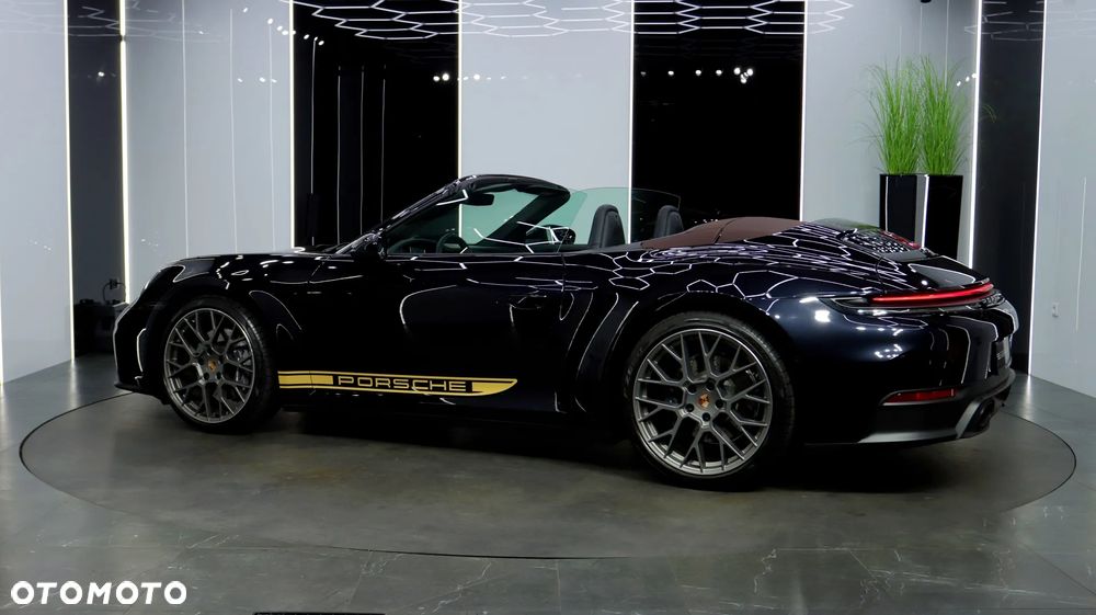 Porsche 911 Carrera Cabrio - 5