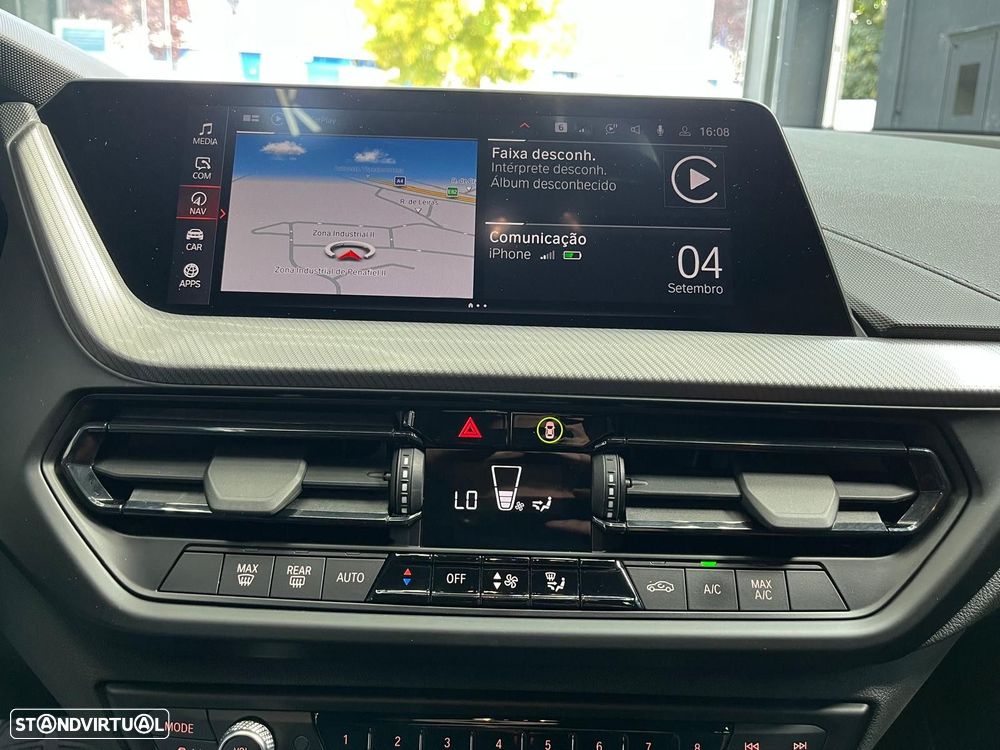 BMW 116 d Pack 50 anos M Auto - 27