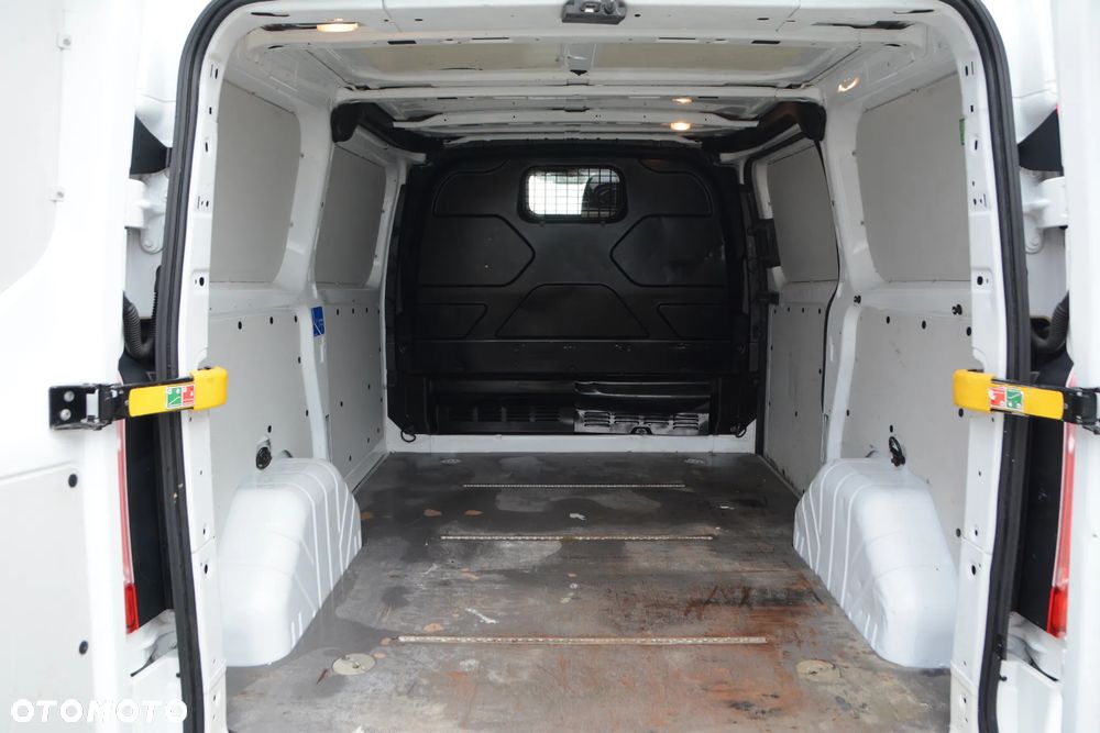 Ford Transit Custom - 27