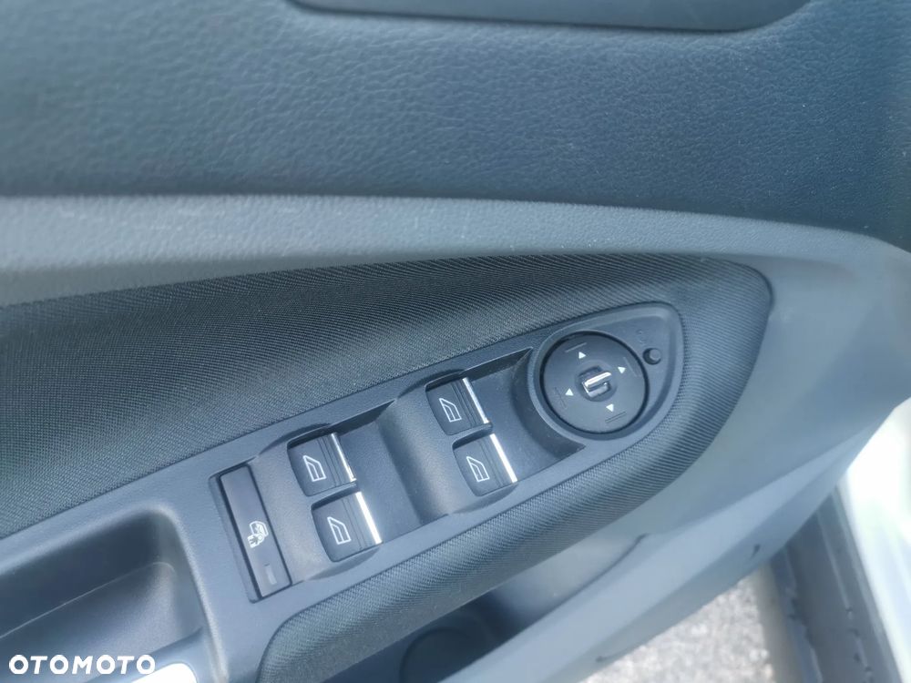 Ford C-MAX 2.0 TDCi Titanium - 15