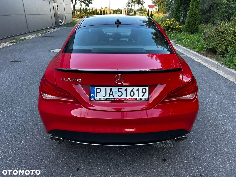 Mercedes-Benz CLA 250 7G-DCT - 13