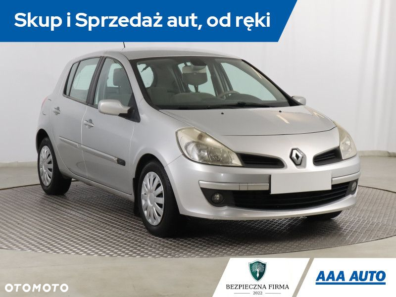 Renault Clio - 2