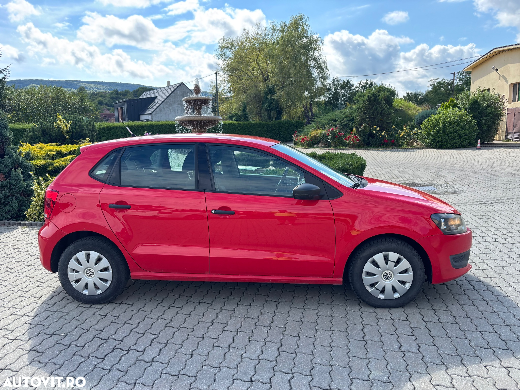 Volkswagen Polo - 2