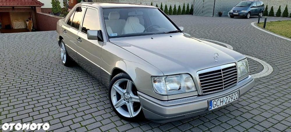 Mercedes-Benz Klasa E - 8