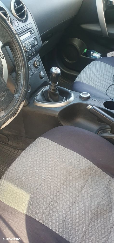 Nissan Qashqai+2 - 15