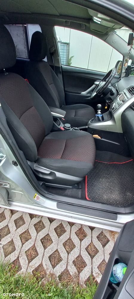 Toyota Verso 2.0 D-4D - 10
