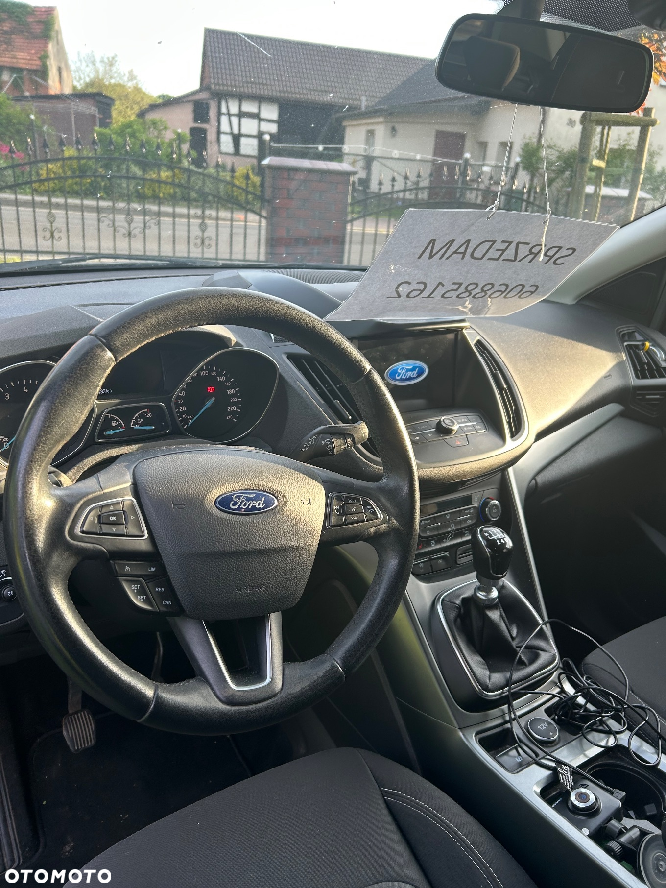 Ford Kuga 1.5 EcoBoost FWD Edition ASS MMT6 - 6