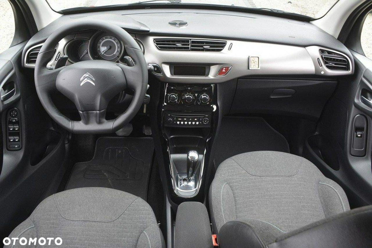 Citroën C3 1.2 PureTech Selection ETG - 12