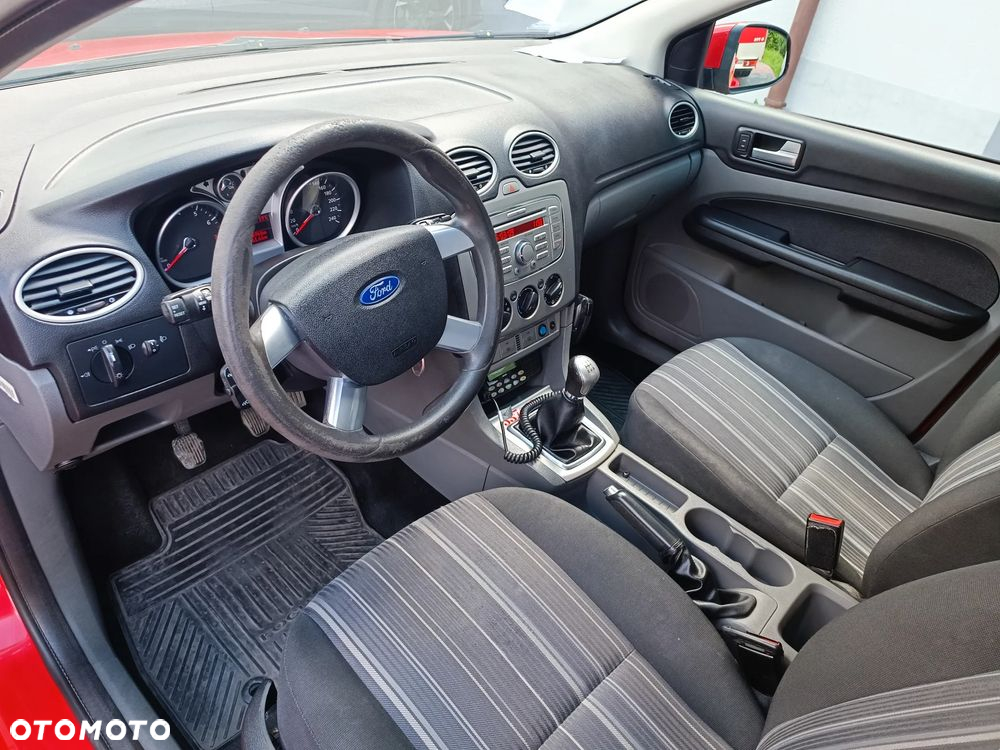 Ford Focus - 11