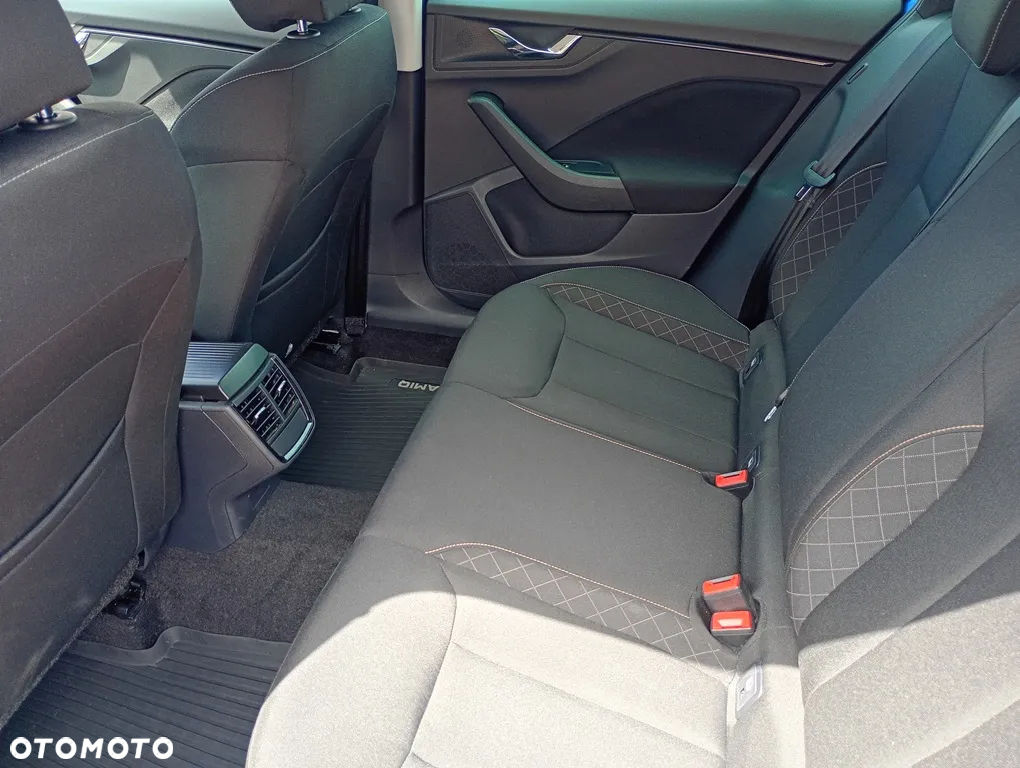 Skoda Kamiq 1.0 TSI Ambition - 13