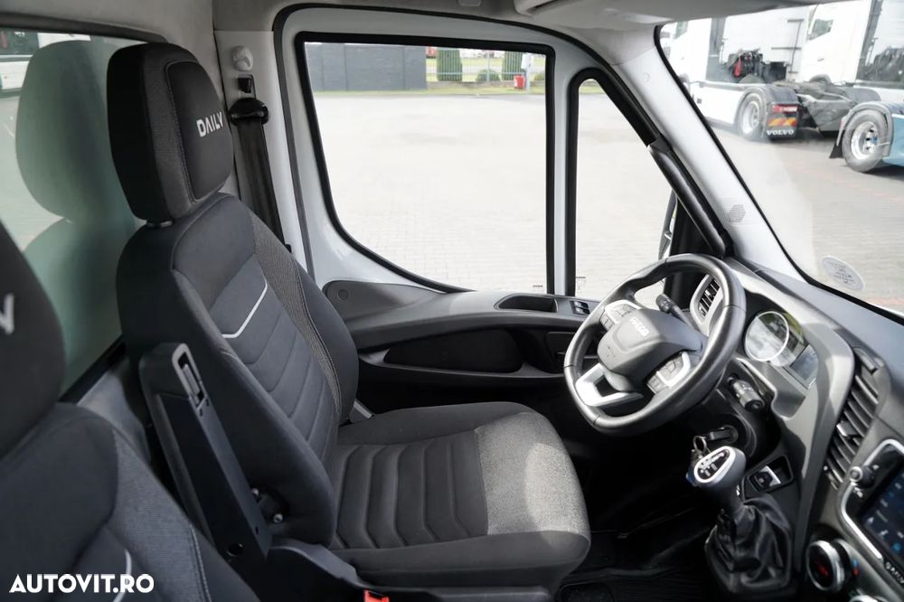 Iveco DAILY 35-180 / CONTAINER / AUTOMAT HI-MATIC / TWIN / 2022 / IMPORTAT - 26