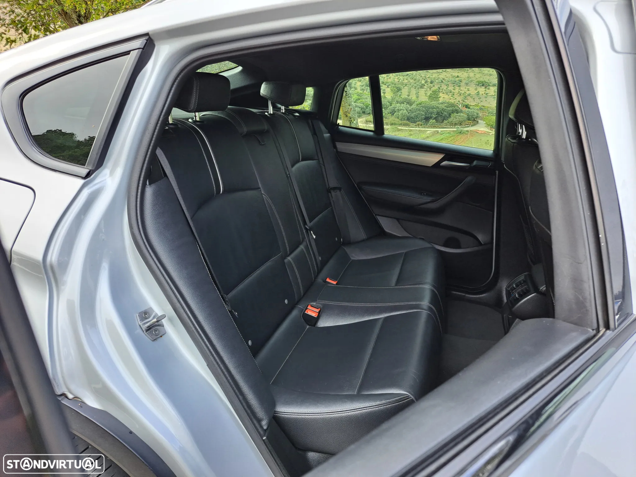 BMW X4 20 d xDrive XLine Auto - 37