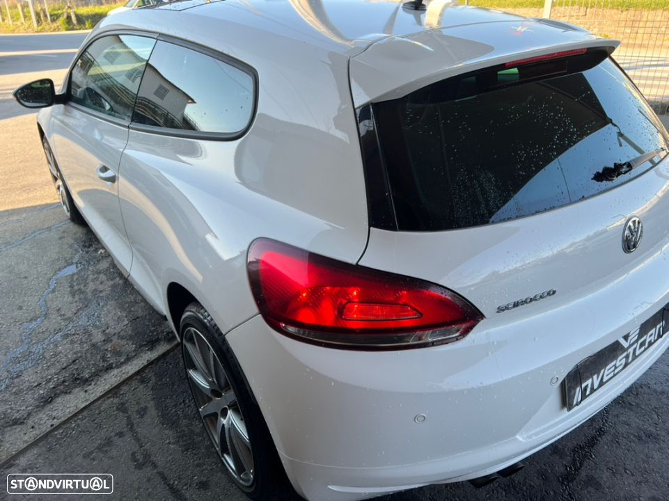 VW Scirocco 2.0 TDI Sport - 11