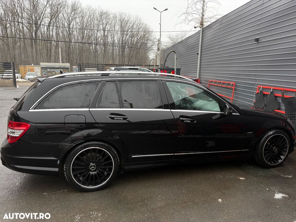 Mercedes-Benz C - 3