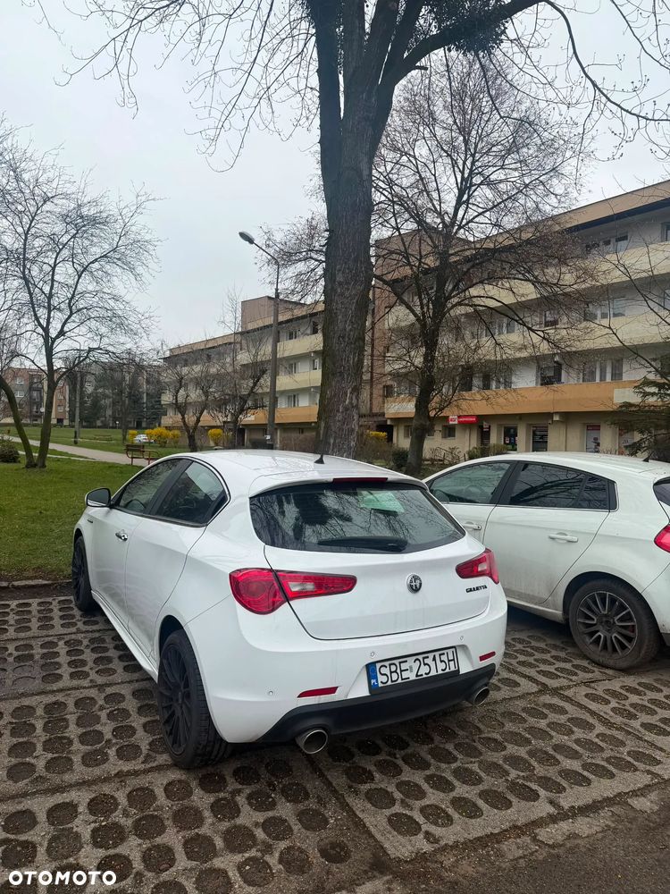 Alfa Romeo Giulietta 1.6 JTDM - 15