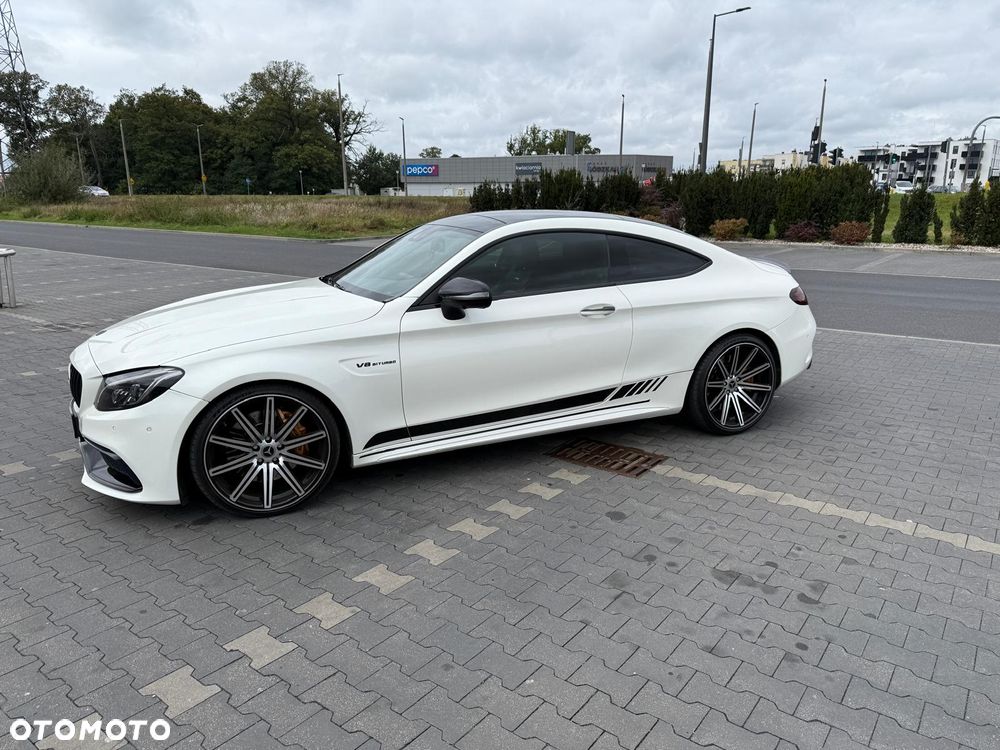 Mercedes-Benz Klasa C AMG 63 S AMG Speedshift 7G-MCT - 9