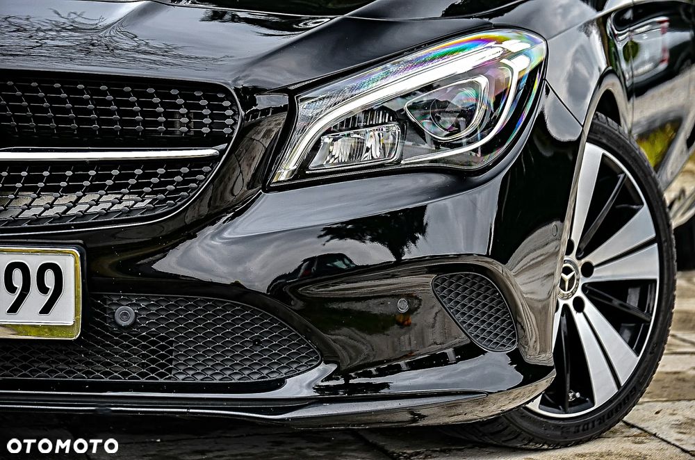Mercedes-Benz CLA 200 7G-DCT Peak Edition - 13